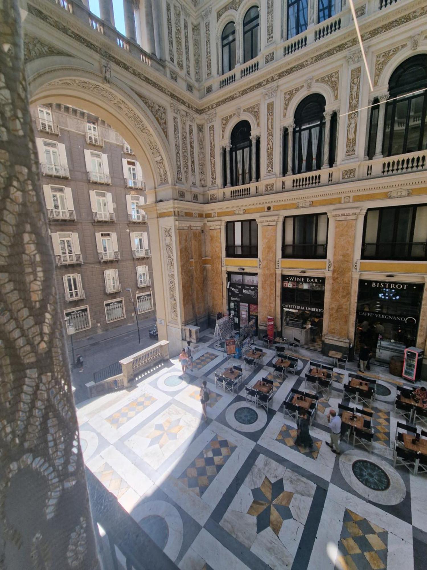 Suite Galleria Umberto I Naples Exterior photo